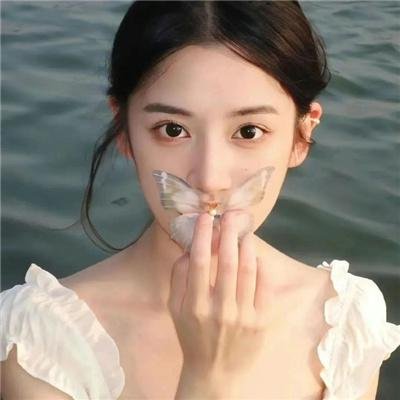 世界上最快乐的女孩